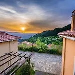 Otel Ilaeira Mountain Tóriza