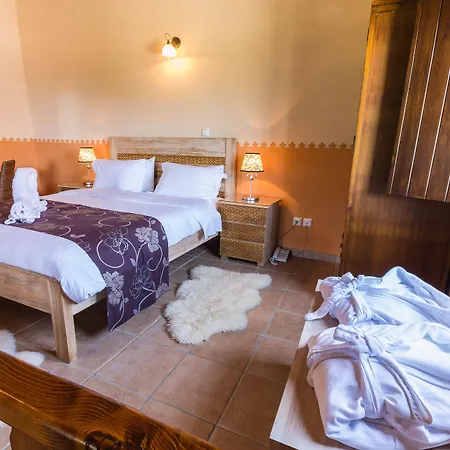 Ilaeira Mountain Szálloda Tóriza